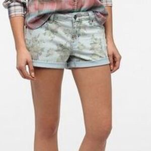 BDG Mid Rise Shorts‎
